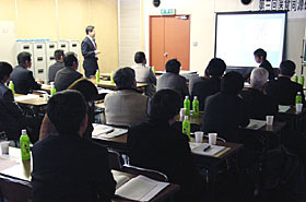 講演